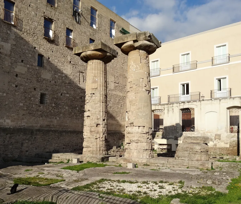 Columnas dóricas de la antigua Taras, hoy Tarento