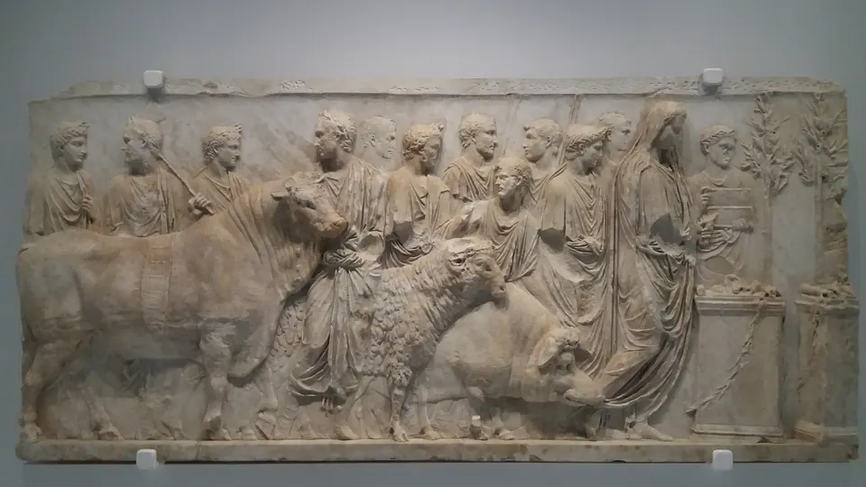 Escena de suovetaurilia