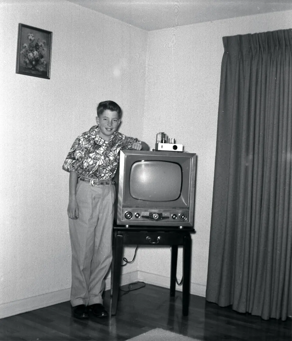 Un televisor de los años cincuenta