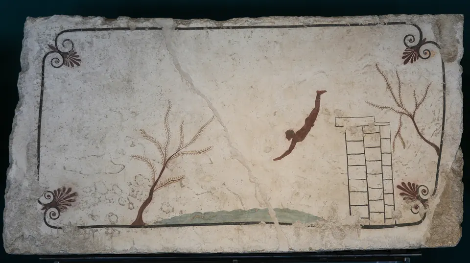 La tapa de la Tumba del Nadador
